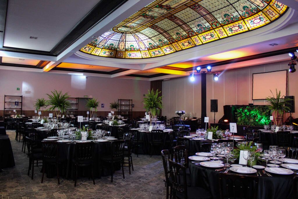 AMBROSIA_SALON_FRANCES_GRADUACIONES